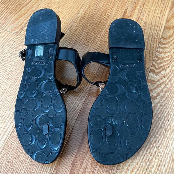 Coach sandals, size 6 - Picture 2 of 2